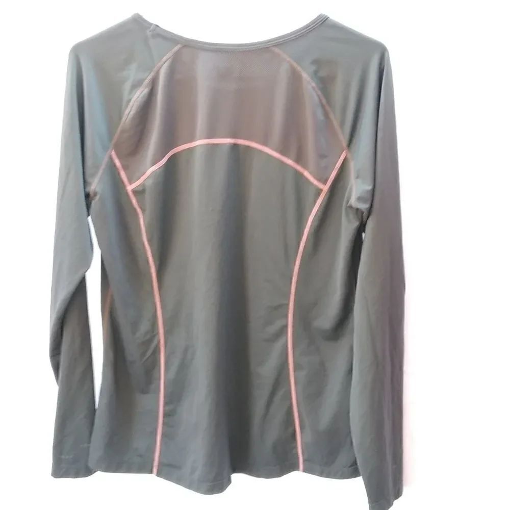 REI top  - Picture 2 of 3
